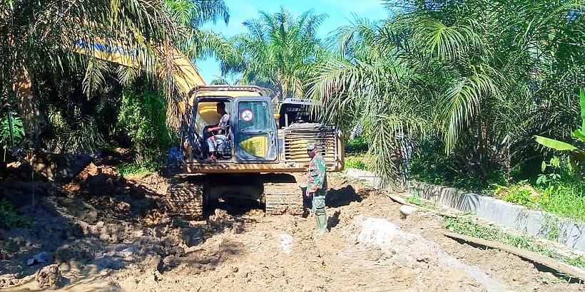 Pemadatan Jalan Cor Beton Tuntas Ditangani Satgas TMMD Kodim 0204/DS