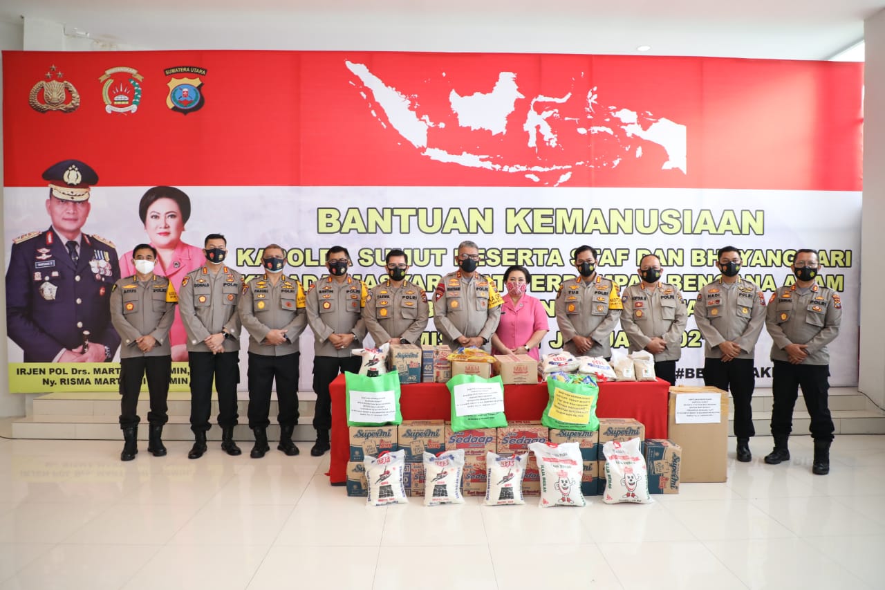 Kapolda Sumut Serahkan Bantuan Kemanusiaan untuk Provinsi Sulawesi Barat dan Kalimatan Selatan