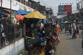 Dinas PU Robohkan Tembok Pasar Pancurbatu