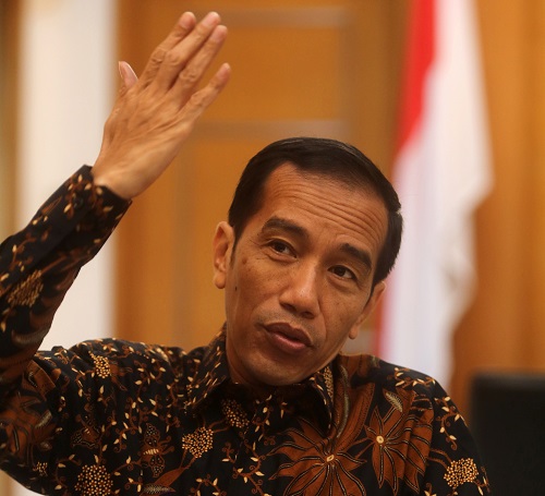 Presiden Jokowi: Masalah Ekonomi Lebih Penting daripada Reshuffle