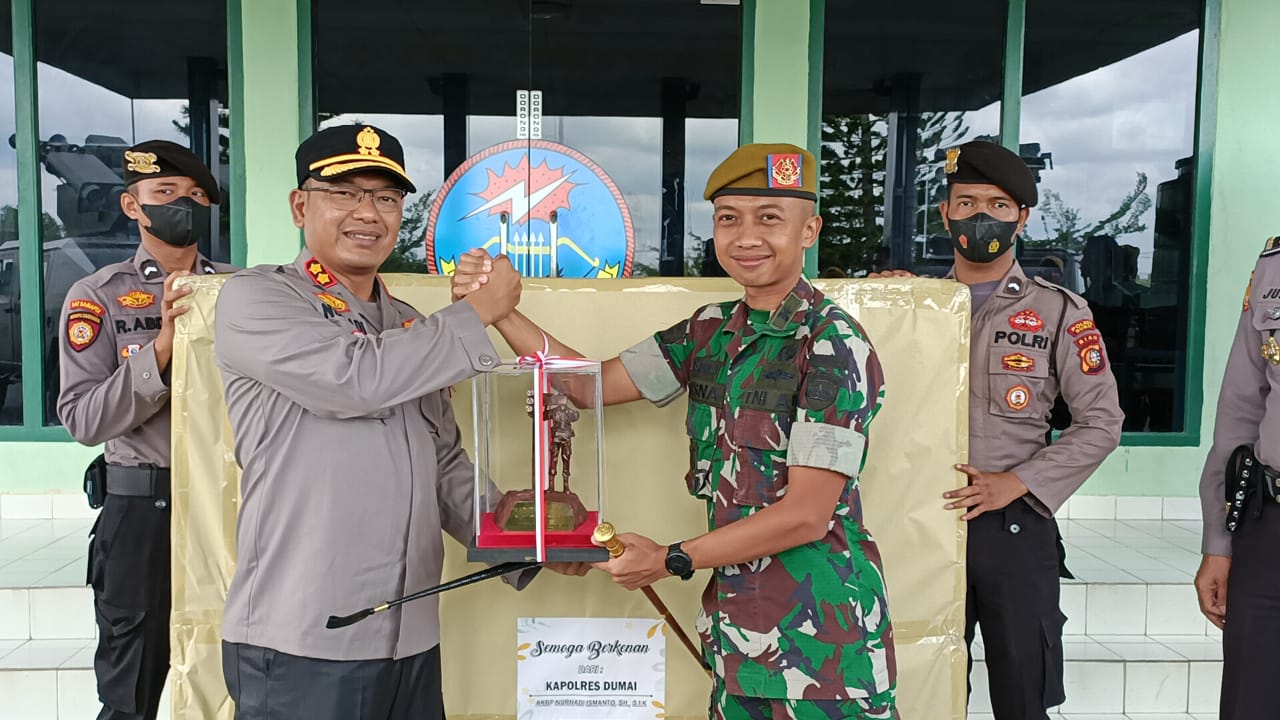 Sinergitas TNI – Polri Kapolres Dumai Lakukan Kunjungan Ke Dan Den Arhanud Rudal 004/Dumai
