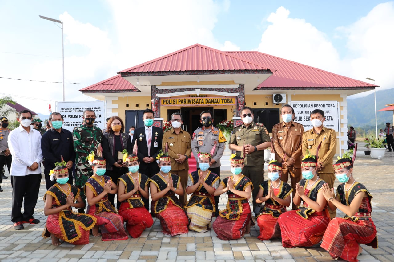 Resmikan Pos Polisi Pariwisata Danau Toba, Kapoldasu: Wujud Pelayanan Presisi kepada Masyarakat