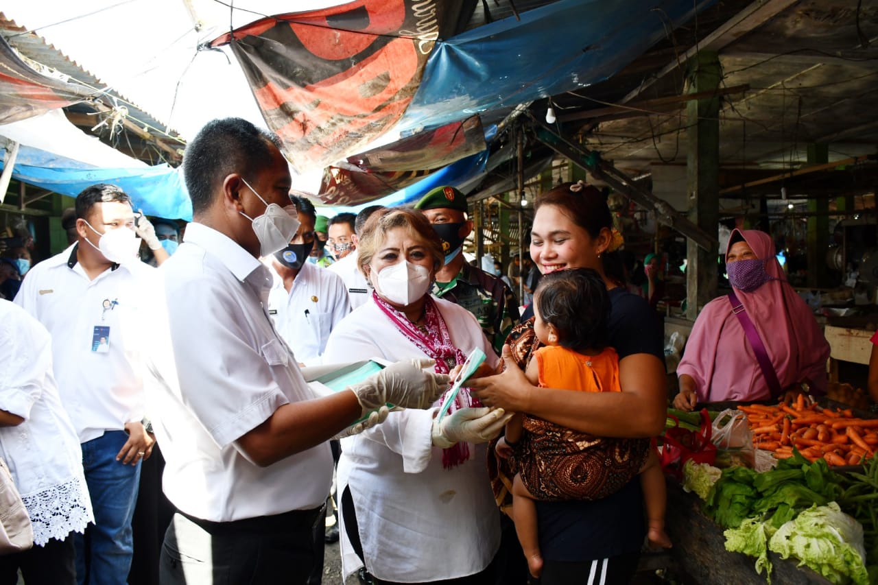 Wabup Sergai  Mengingatkan Pedagang  3M Jelang Natal dan Tahun Baru 2021