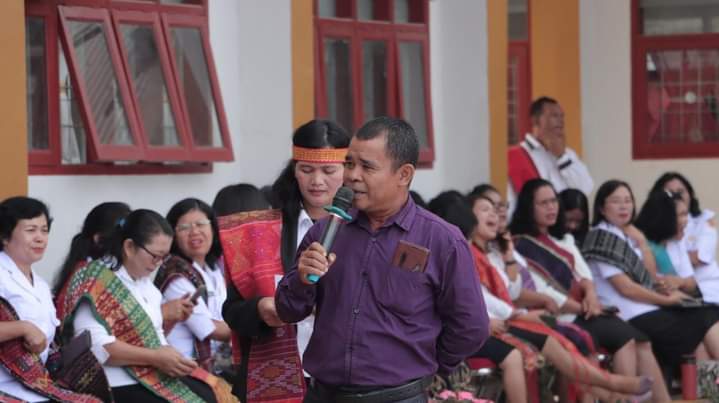 Orang Tua Siswa SMP Negeri 1 Sidikalang Apresiasi Komitmen Bupati Dairi Wujudkan Dairi Cerdas