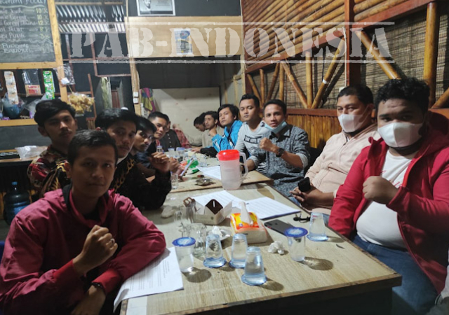 LBH SIKAP bersama Mahasiswa Dairi Minta Menteri LKH Hentikan Proses RPL-RKL PT.DPM