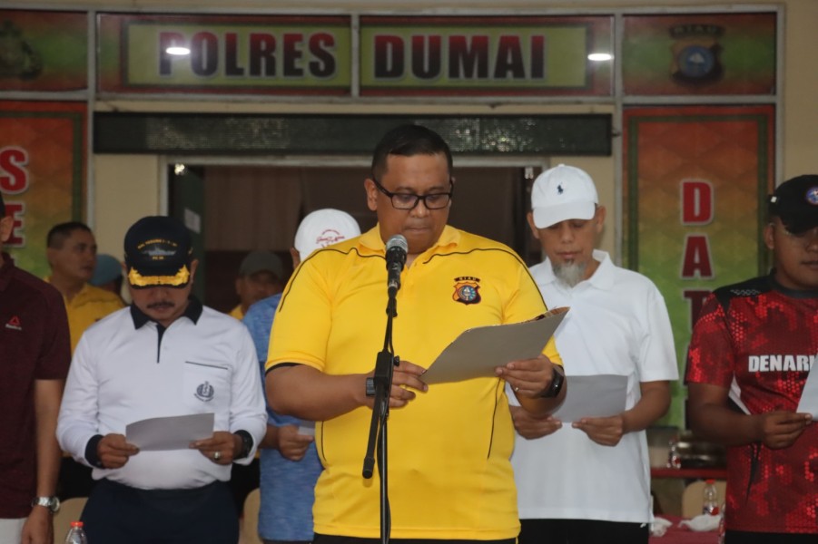 Kapolres Dumai Memimpin Deklarasi Anti Karhutla Dan Deklarasi Kamtibmas Diikuti Seluruh Peserta