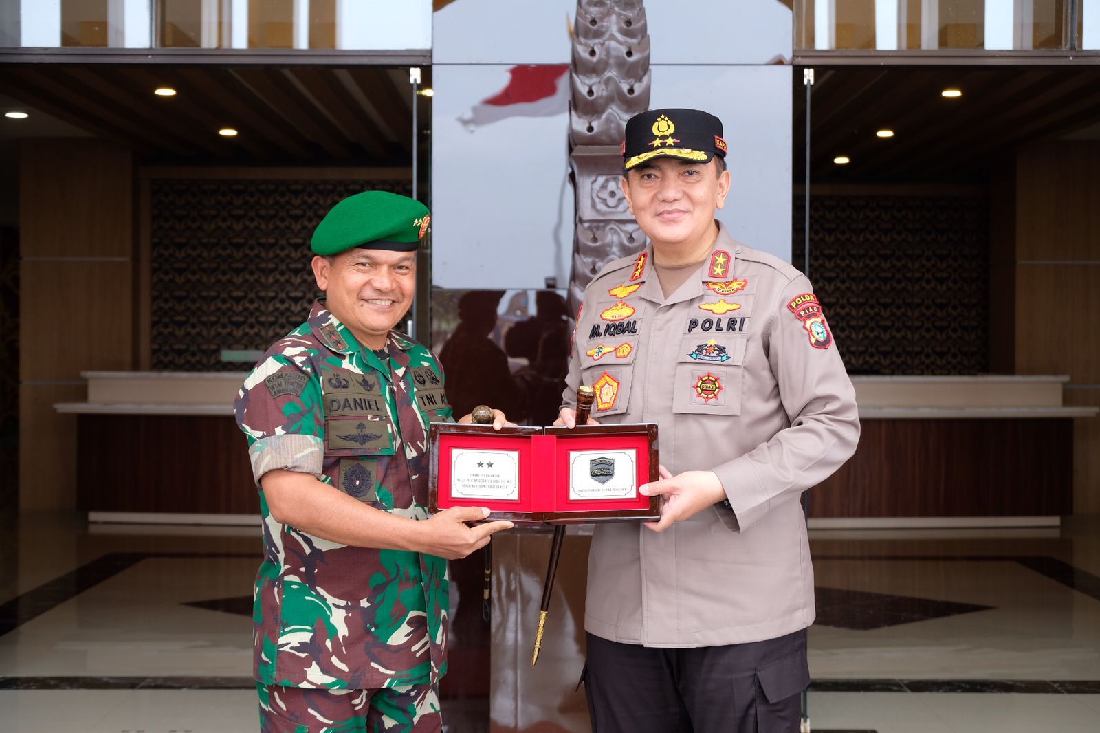 Berkunjung ke Polda Riau, Pangdam I BB Sampaikan Apresiasi Jalinan Sinergitas TNI Polri