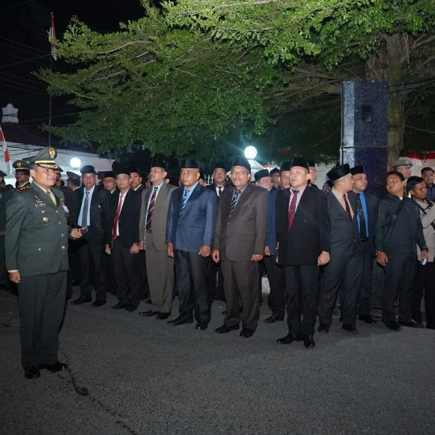 Bupati Labuhanbatu ikuti upacara Taptu dan Pawai Obor