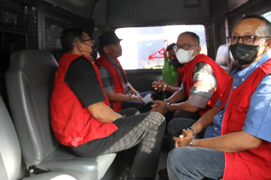 Kejati Sumut dan Kejari Batubara Terima Tahap Dua 5 Tersangka