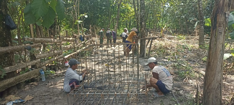 Rakit Besi Pondasi Jadi Penentu, Pembangunan Jembatan Garuda di Cerme Dikebut