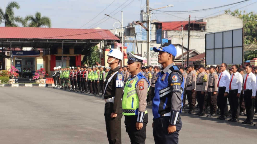 Polresta Deli Serdang Laksanakan Apel Gelar Pasukan Operasi Keselamatan Toba 2026