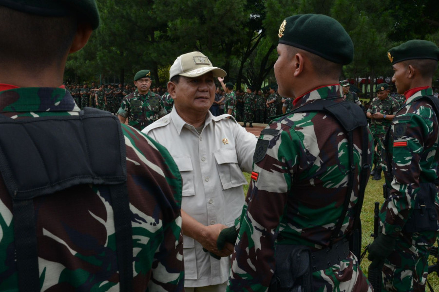 Pengarahan Personel Satgas Yonif PR 330/TD, Menhan Prabowo Berpesan Soal Keberanian dan Kewaspadaan