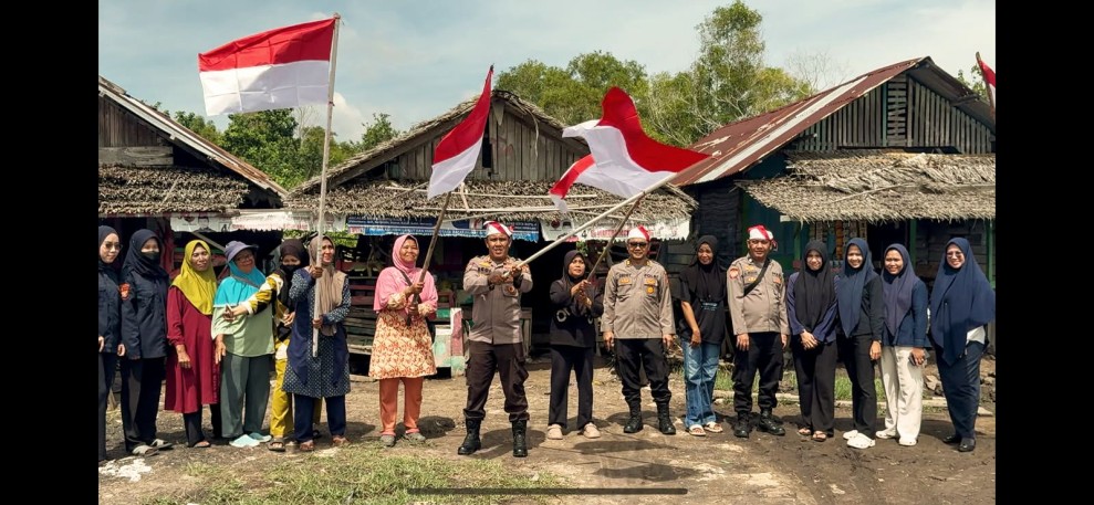 Polsek Dumai Barat Gelar Ekspedisi Merah Putih Presisi, Jangkau Warga Pesisir Sambut HUT RI Ke-81