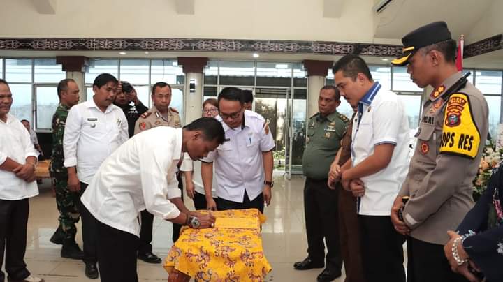 60 Orang Cakades Ikuti Deklarasi Pilkades Damai, Wakil Bupati Dairi: Jaga Keberagaman