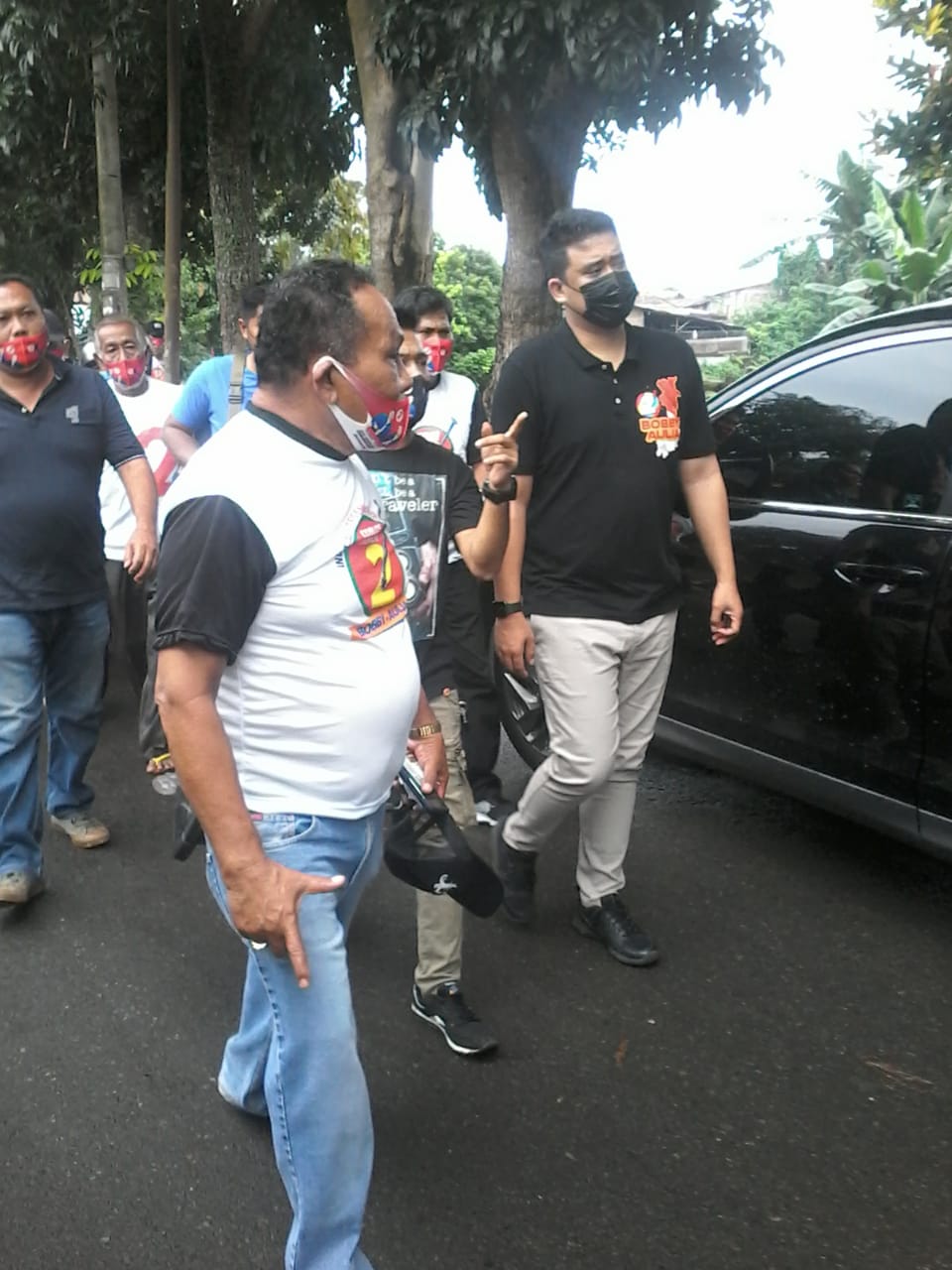 Bobby Nasution Blusukan Ke Pemukiman Dengarkan Aspirasi Warga.