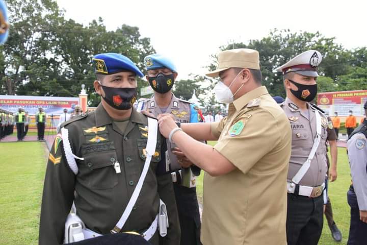 Bupati Labura Pimpin Apel Gelar Pasukan Ops.Lilin Toba 2021