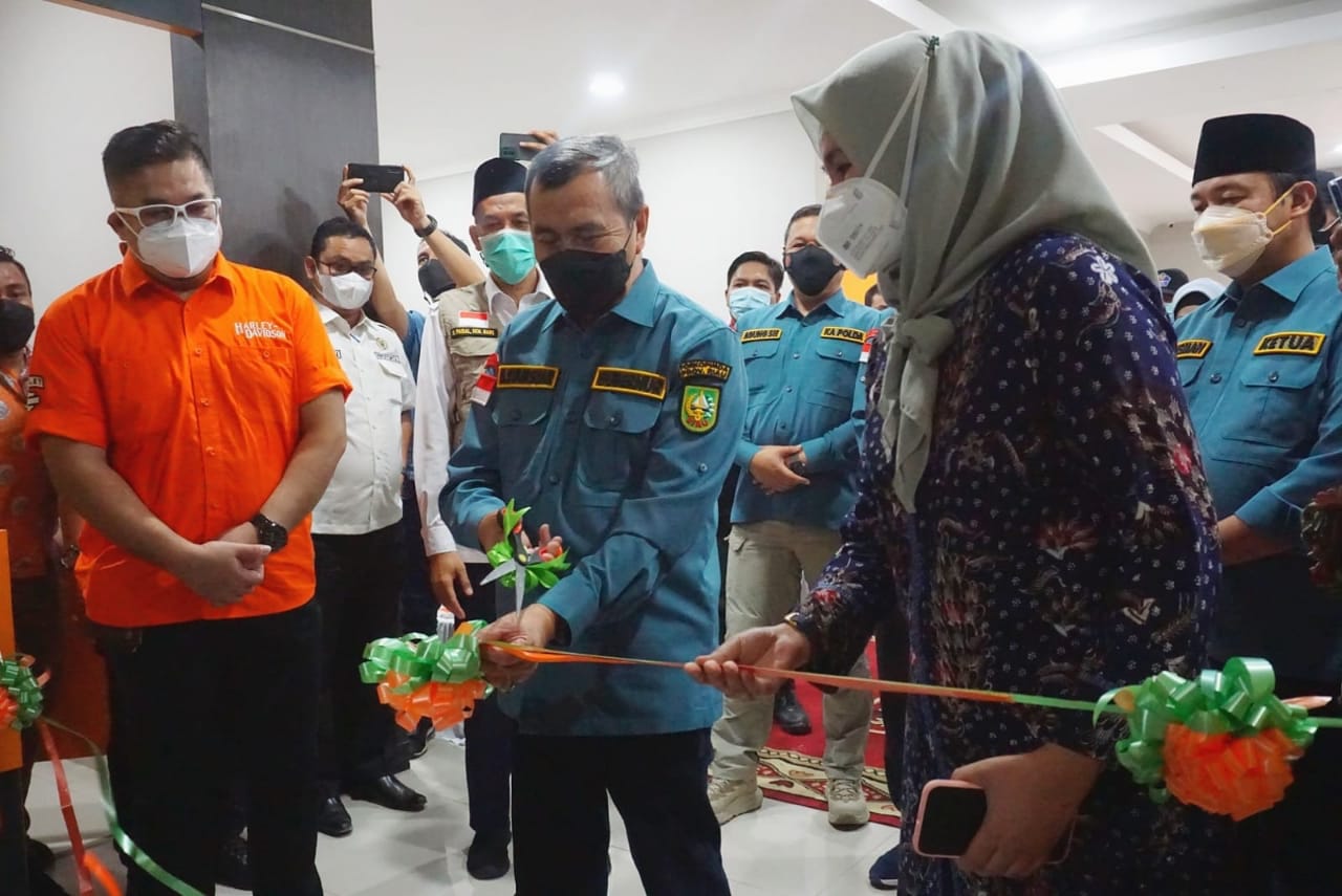 Gubernur Riau Beserta Rmbongan Hadiri  Peresmian RS Graha Yasmine