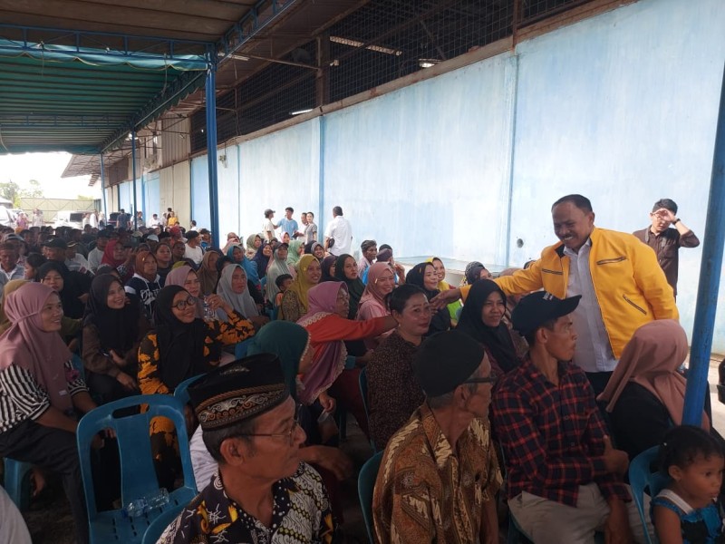 Reses DPR RI Maruli Siahaan: Serap Aspirasi Warga Belawan dan Bagikan Sembako