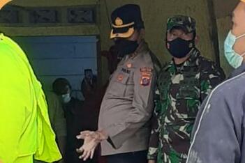 Kapolres Tanah Karo beserta 4 Pilar Berkerjasama untuk Bantu Korban Tanah Tongsor