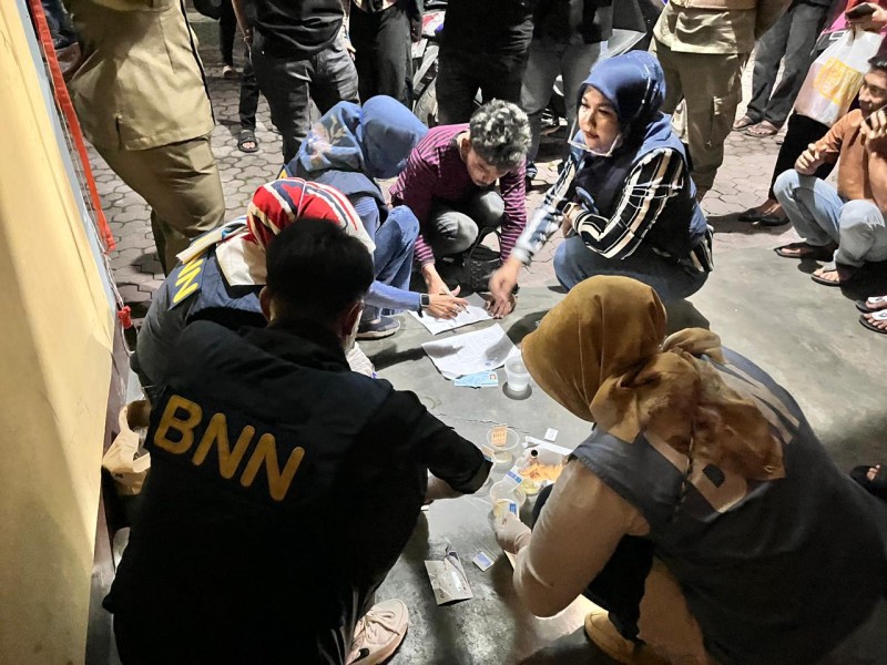 BNN Seser Hotel Di Binjai, 49 Orang Diamankan Tiga Positif Narkoba