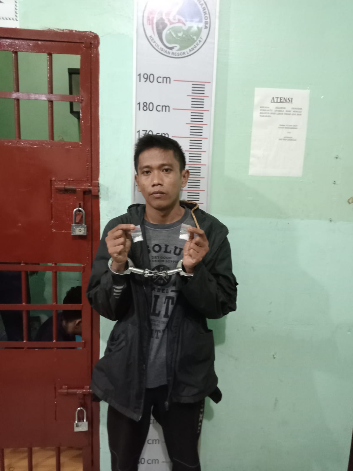 Polsek Tanjung Pura Tangkap Pemuda Bawa Sabu 1, 86 Gram