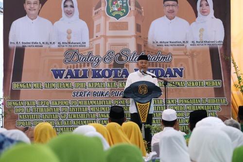 Wali Kota Buka Puasa Bersama Pengurus Organisasi Islam, Alim Ulama dan MUI