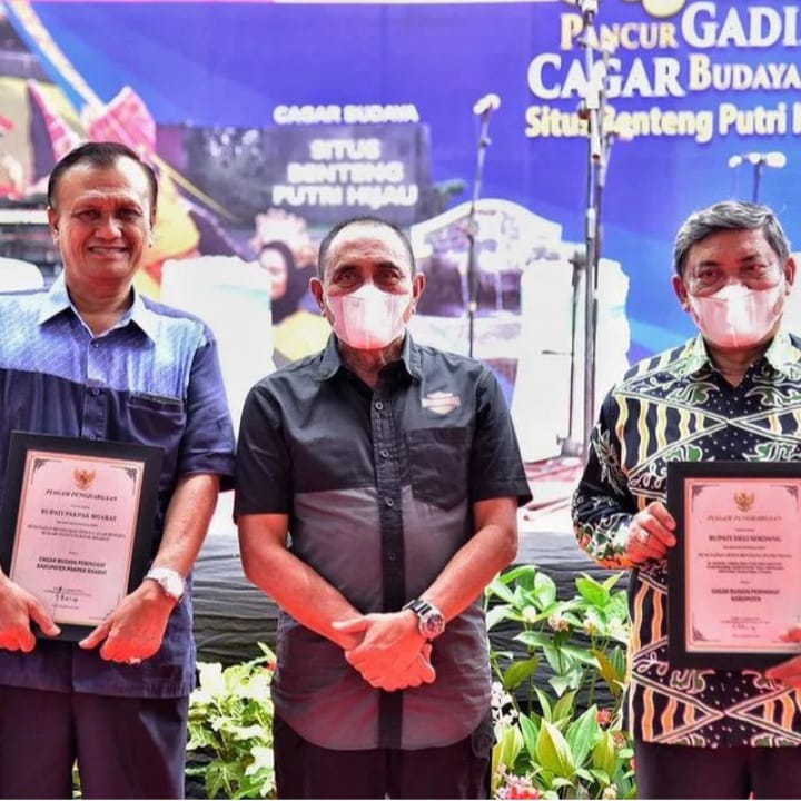 Pemerintah Kabupaten Pakpak Bharat Terima Penghargaan Pelestarian Cagar Budaya