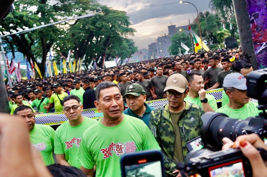Wali Kota Medan, Pangdam I/BB dan Wagubsu Lepas 20.000 Lebih Peserta Fun Run 5K HUT ke-81 TNI di Lapangan Merdeka Medan