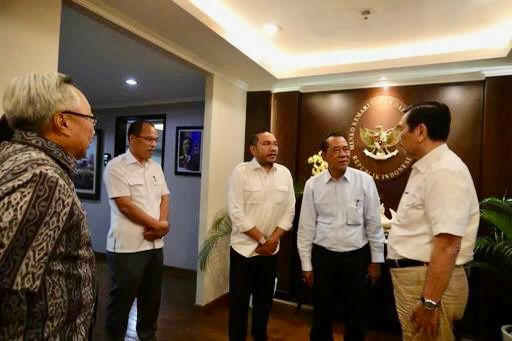 Tak Dapat Hadiri Paripurna Karena Bupati Pakpak Bharat Rapat Bersama Menkomarvest di Jakarta