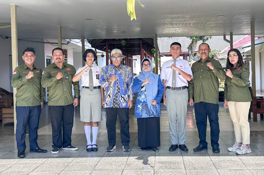 Berangkatkan Dua Pelajar Ikuti Seleksi Paskibraka Tingkat Provinsi Sumut, Wali Kota Siantar : Tetap 