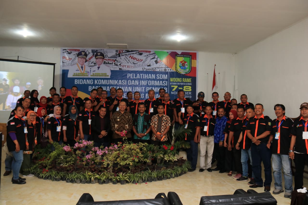 H. Soekirman Buka acara Pelatihan Jurnalistik Mitra Wartawan bersama Pemkab Sergai