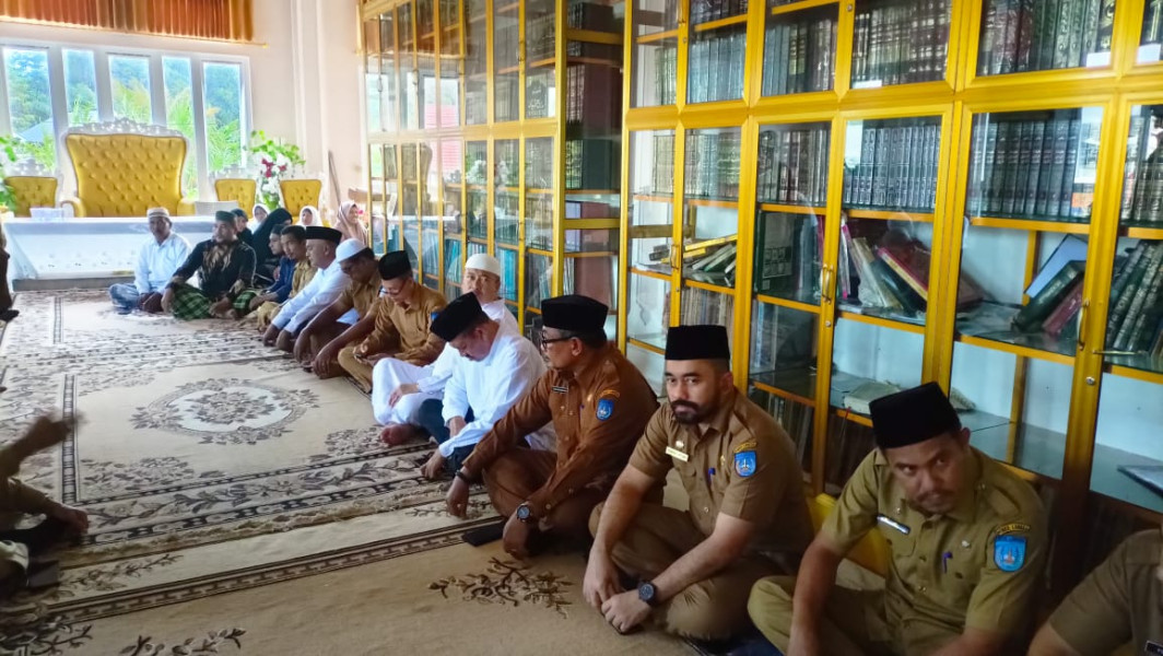 Pj Walikota Langsa bersama OPD Takziah Dikediaman Abu Paya Pasi