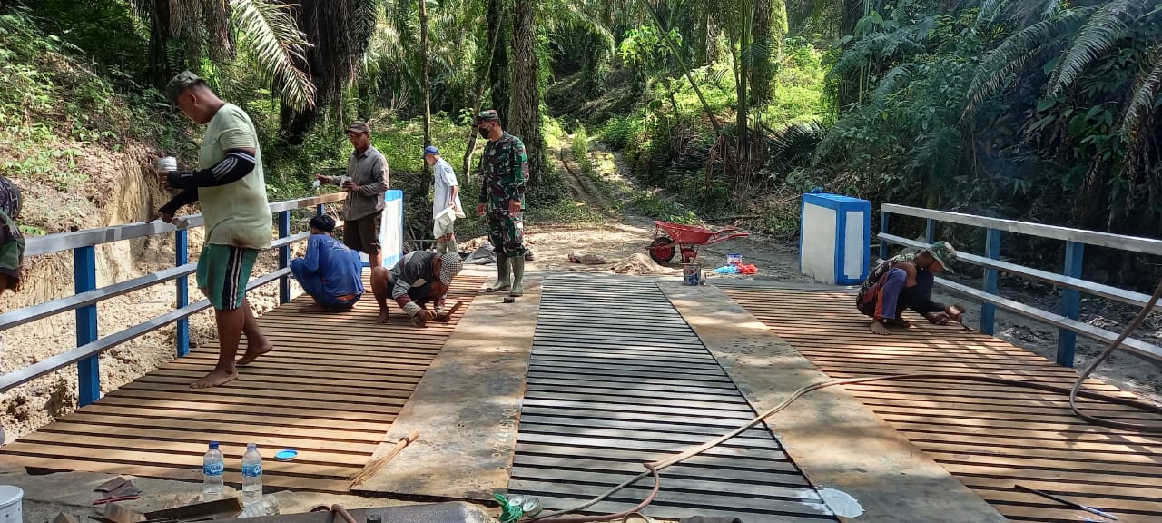 Hampir Rampung, Satgas TMMD Kodim 0204/DS dan Warga Kebut Penyelesaian Jembatan