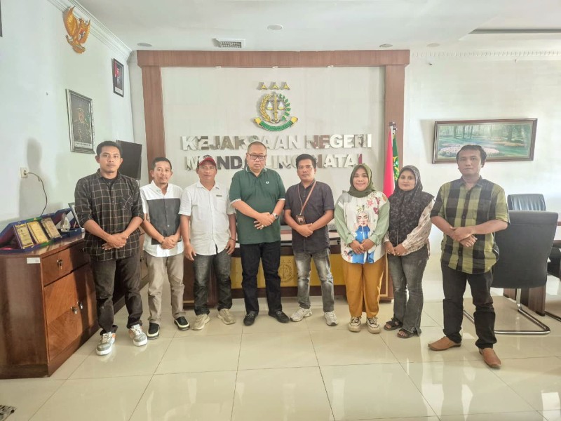 Terima Kunjungan FORWAKA Madina, Kajari Dukung Pelantikan Pengurus Digelar Agustus
