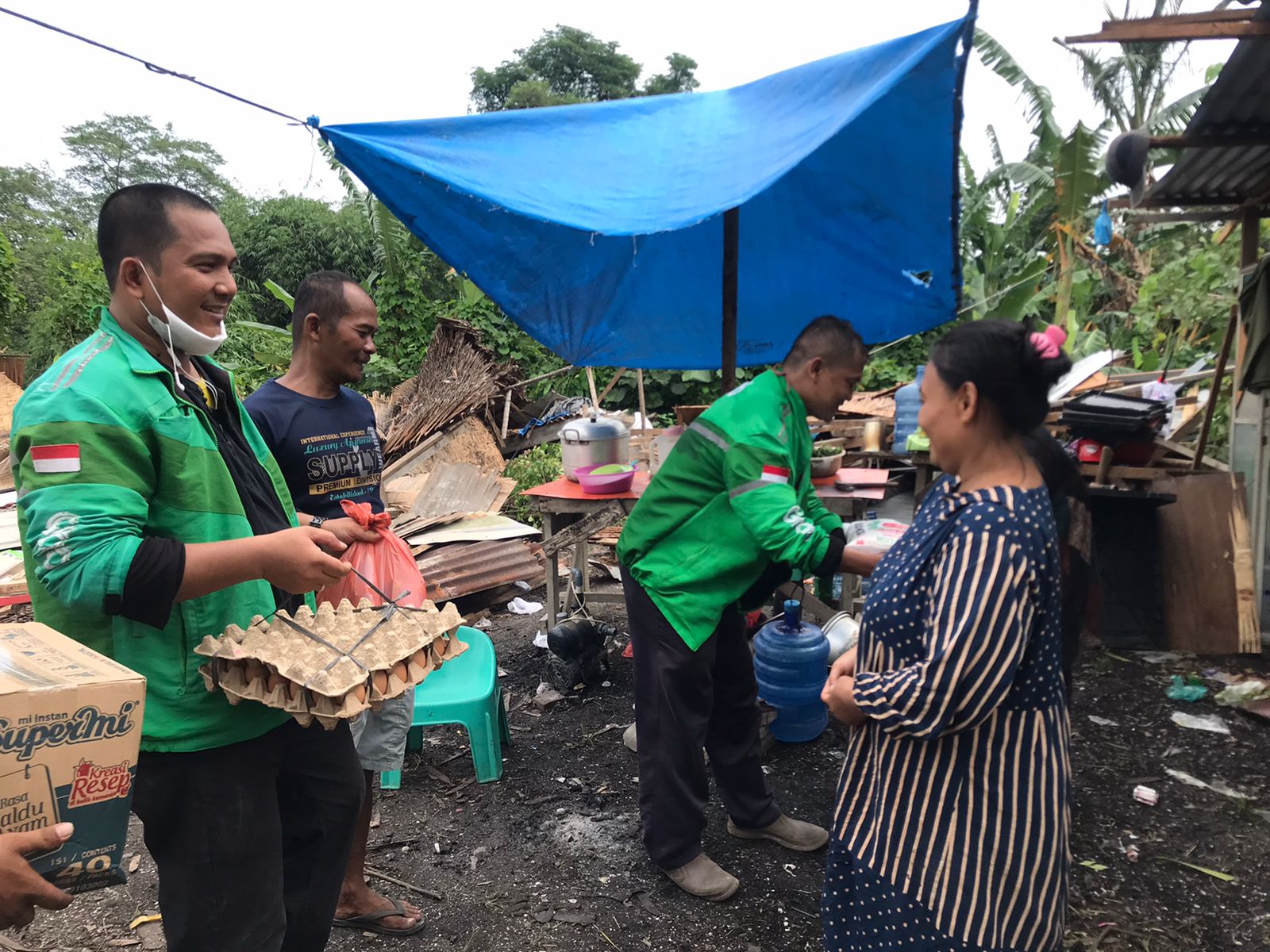DPW Masa Sumut bersama Pdoms Bantu Korban Angin Puting Beliung