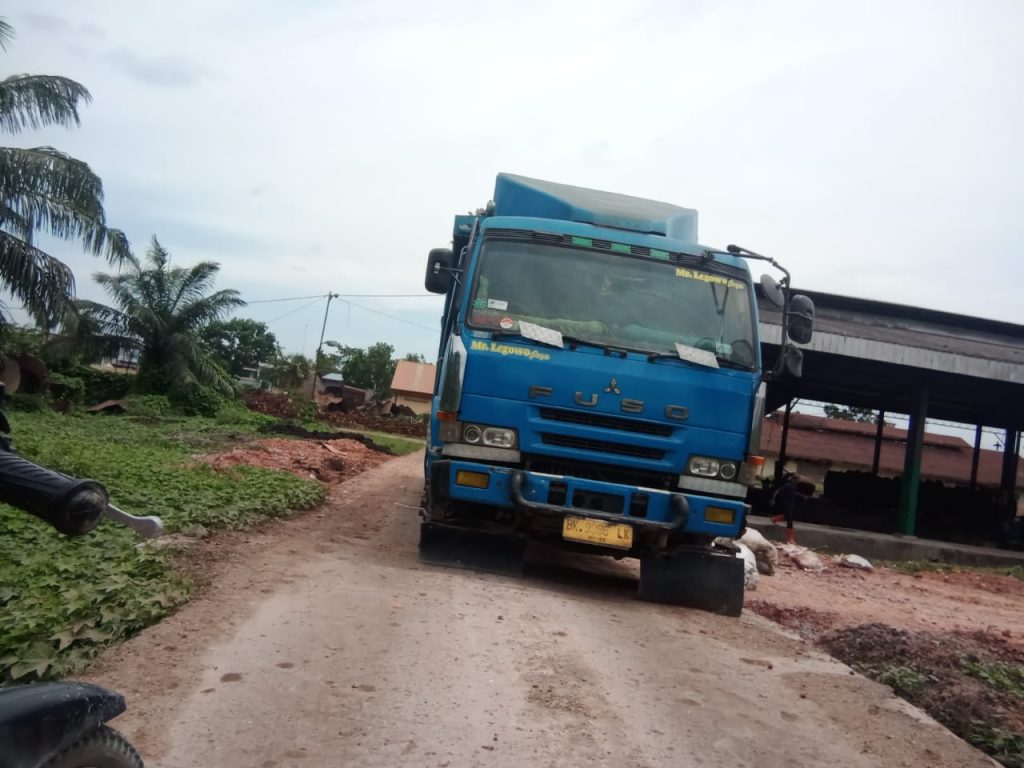 PKS PTPN-IV Kebun Ajamu keluarkan Abu Incinerator satu truck Intercoler