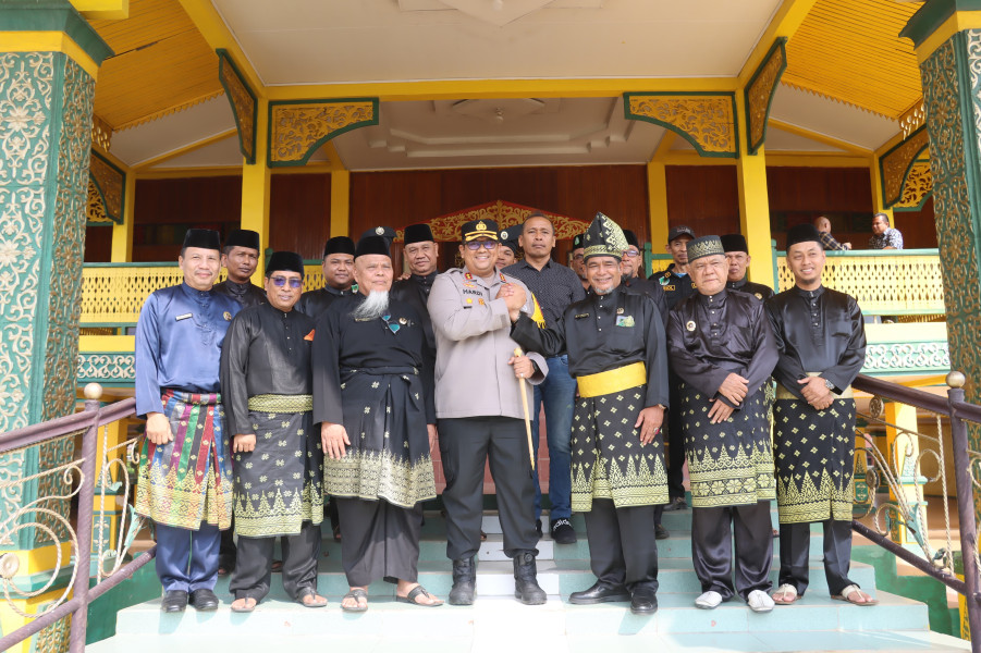 Kapolres Dumai Silaturahmi Dengan Pengurus LAMR Dumai