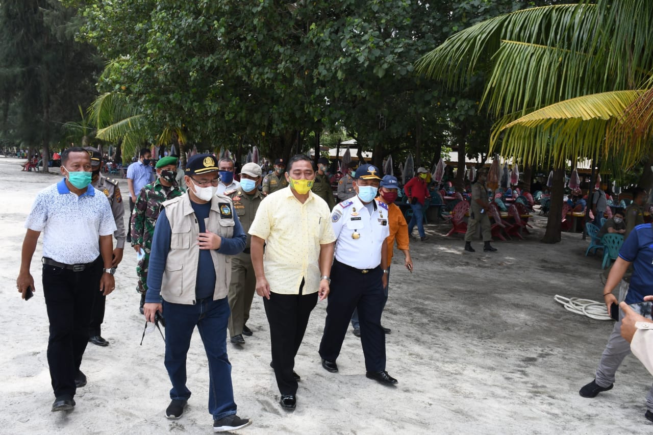 Pjs. Bupati Sergai Pantau Objek Wisata Sosialisasi Protokol Kesehatan 