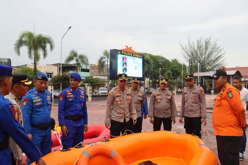 Polres Dumai Gelar Pergelaran Sarpras untuk Penanggulangan Banjir, Siap Back Up BPBD Kota Dumai