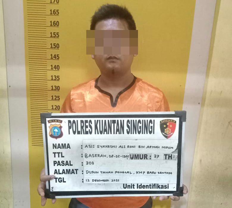 Tim Satreskrim Polres Kuansing Tangkap Penjudi Online Gunakan Unit Handphone