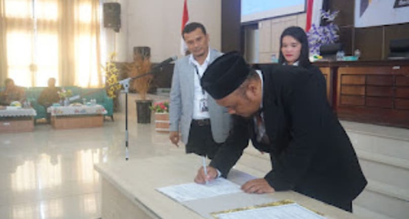 Pelantikan Panwascam Sekabupaten Pakpak Bharat, Pimpinan Bawaslu Prov Sumut Dihadiri Ketua Feisal