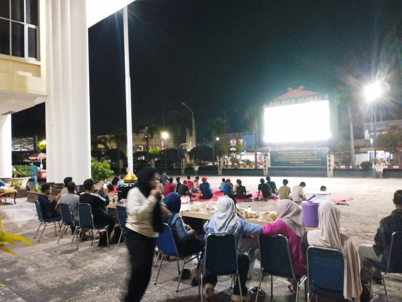Polres Dumai Gelar Nonton Bareng Piala Dunia 2026 Bersama Masyarakat, Pererat Kedekatan Polri dan Warga