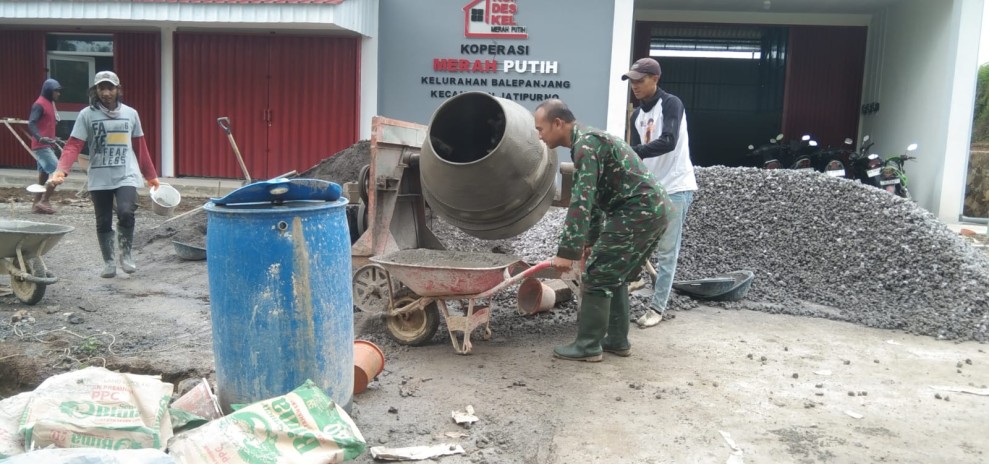 Babinsa Balepanjang Aktif Dampingi Pembangunan KDKMP Diwilayah