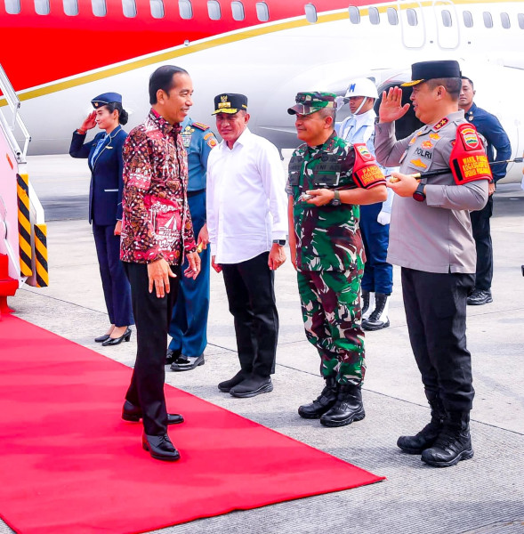 Kapolda Bersama Gubernur dan Pangdam Dampingi Presiden Jokowi Kunker Di Sumut