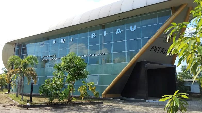 Raja Isyam: Tak Akui Anggota Hasil Seleksi Plt Ketua PWI Riau
