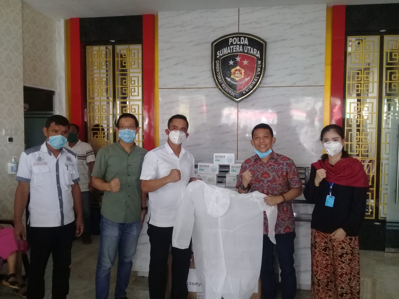 REI Salurkan Masker dan APD Kepada Tim Gugus Covid-19 Ditreskrimum Polda Sumut