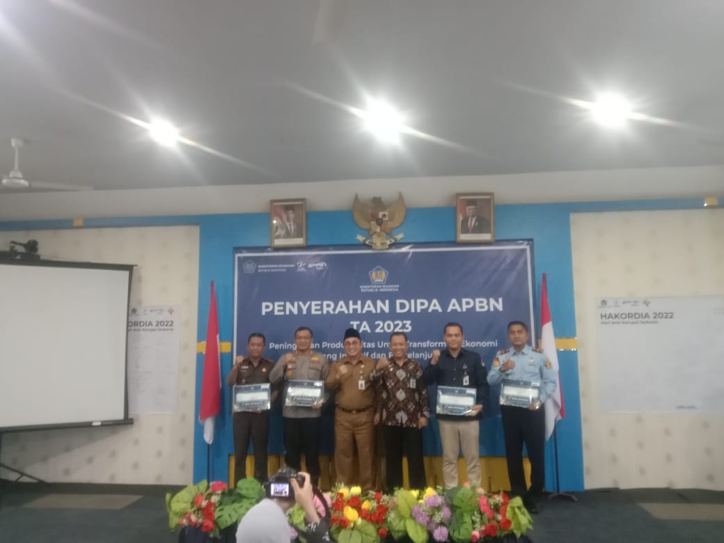 Penyerahan DIPA APBN TA 2023, KPPN Adakan Pertemuan Bersama KPA