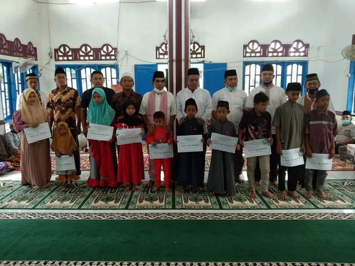 162 orang anak yatim mendapat santunan dari Tim Safari Ramadhan