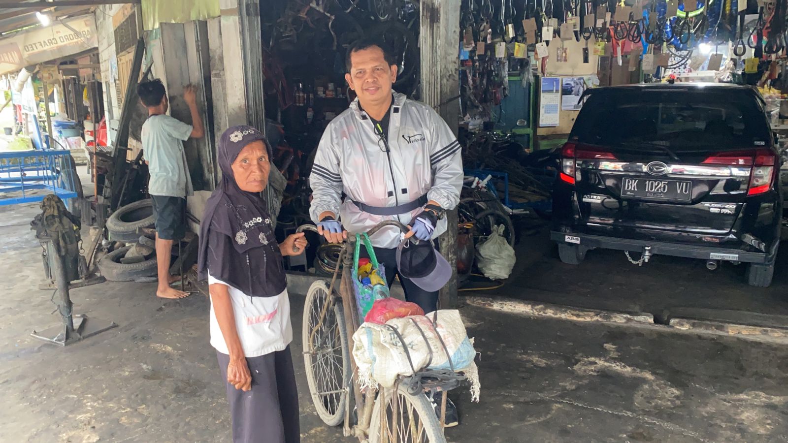 Sepedaku Ini Menjadi Teman Sehidup Semati.Terimakasih Pejuang Dhuafa .