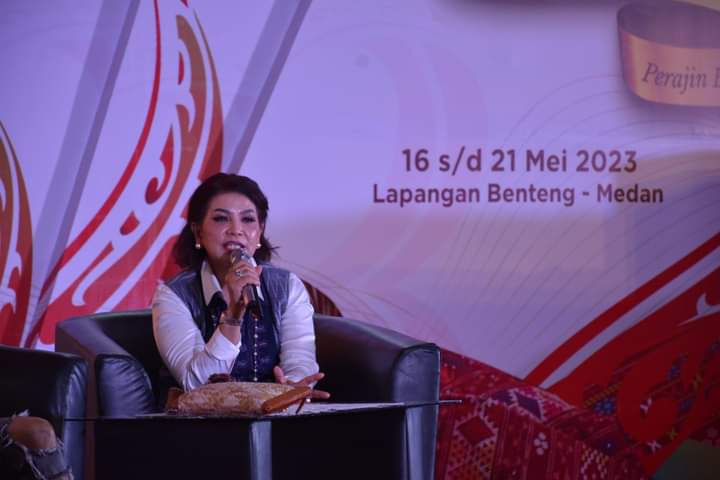 Talkshow HUT Dekranas ke-51 di Medan, Romy Mariani Narasumber Bersama Merdi Sihombing